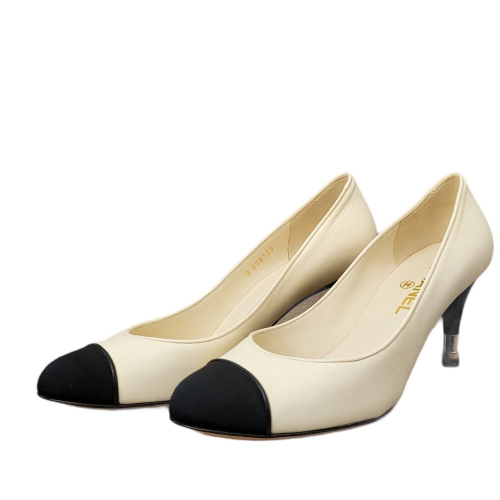 Chanel Cream/ Black Cap Toe Pumps